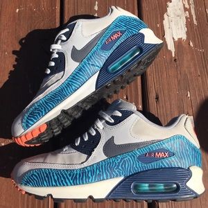 NIKE Air Max 90